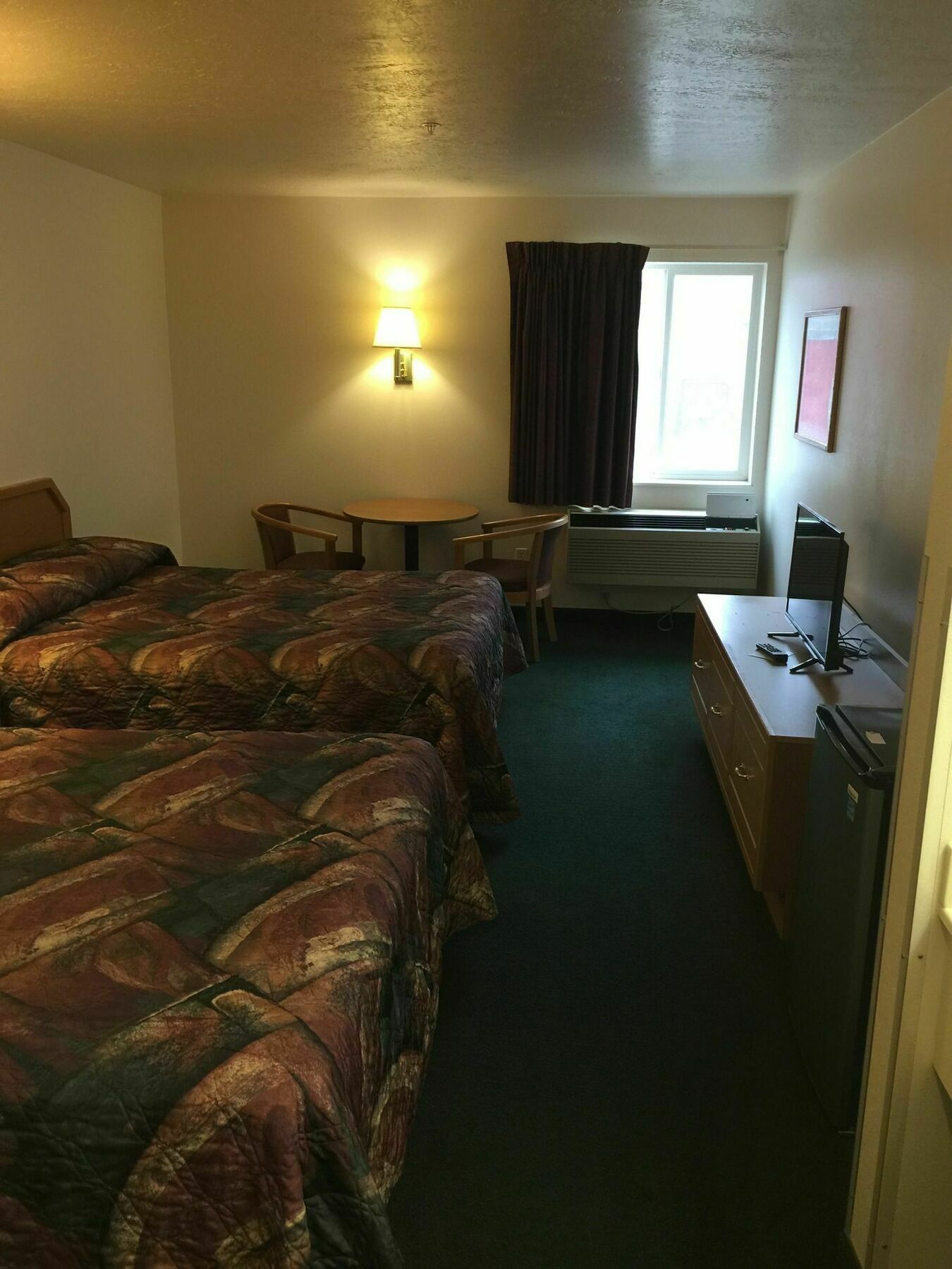Economy Inn & Suites Nephi Exteriör bild